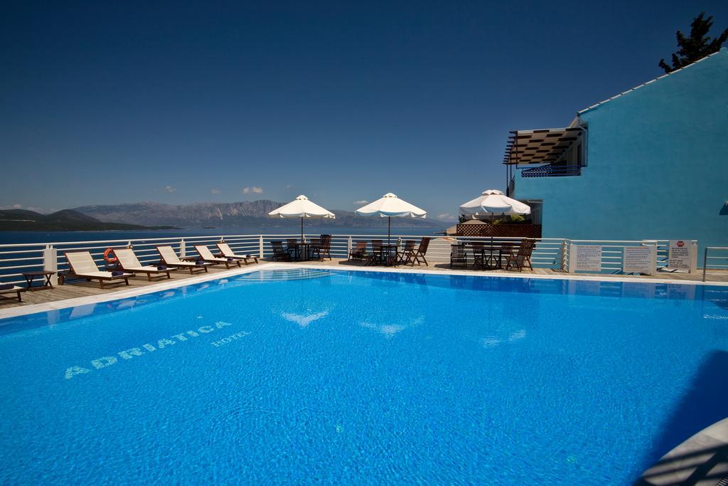 Adriatica Hotel Nikiana Extérieur photo