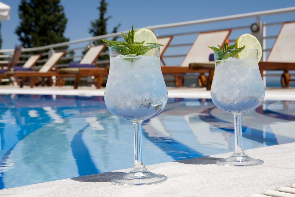 Adriatica Hotel Nikiana Extérieur photo