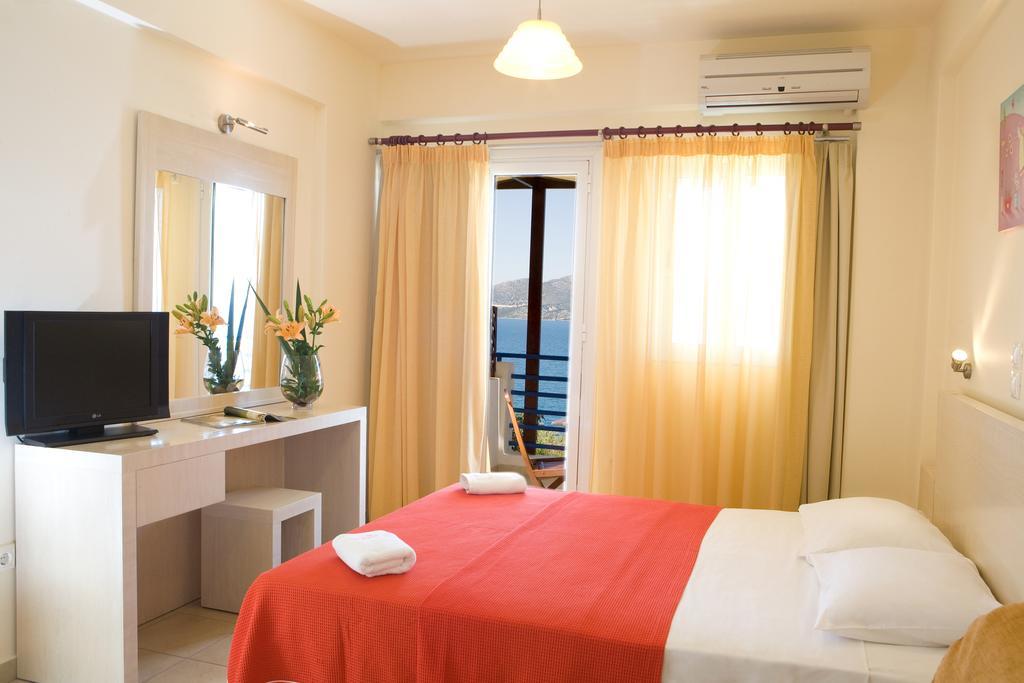 Adriatica Hotel Nikiana Extérieur photo