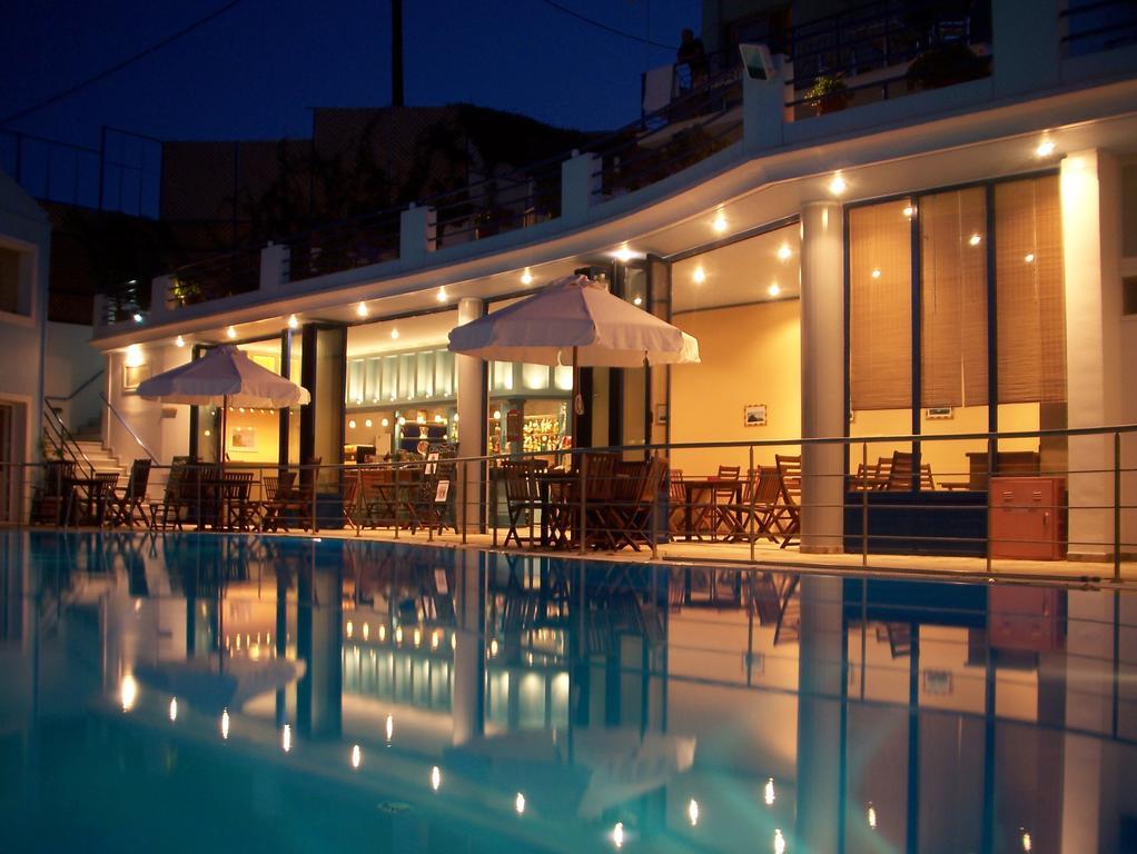 Adriatica Hotel Nikiana Extérieur photo